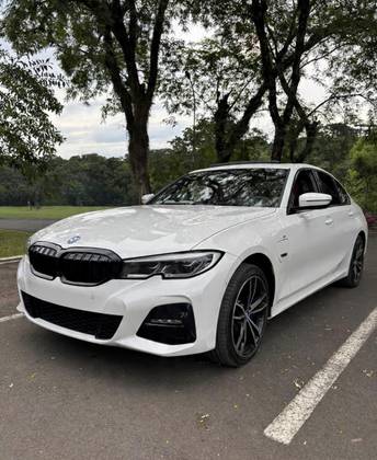 BMW 330e 2.0 16V TURBO HÍBRIDO M SPORT AUTOMÁTICO